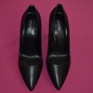 Michael Kors New Dorthy Flex Leather Pump